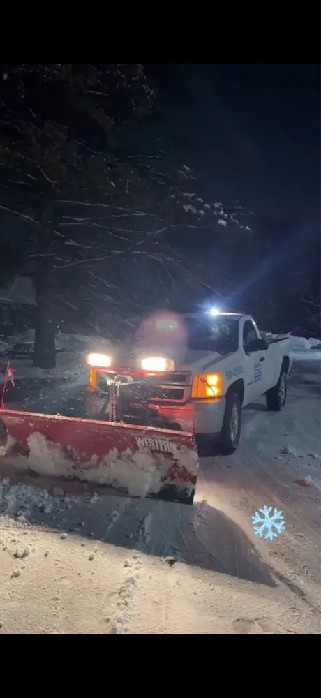 Expert garden landscaping for homes across Lake Orion, MI - Oscarc Landscape and Snow