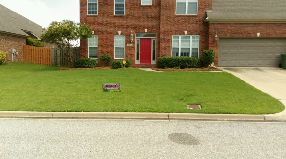 Top-rated lawn care service in Shorter, AL by Oscar's Lawn Service