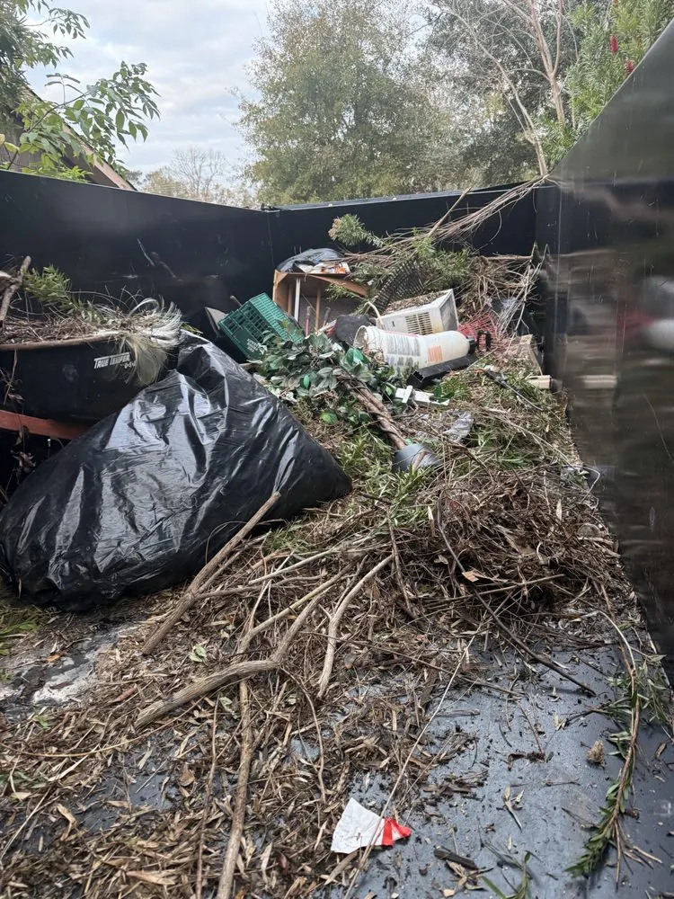 Top-rated yard cleanup service near you across Covington, LA - Oscar's Lawn Services