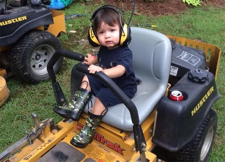 Expert residential landscaping experts serving Covington, LA - Oscar's Lawn Services