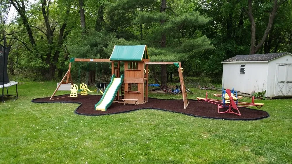 Professional landscaping services in Pennsville, NJ by Oscar's Powerwashing