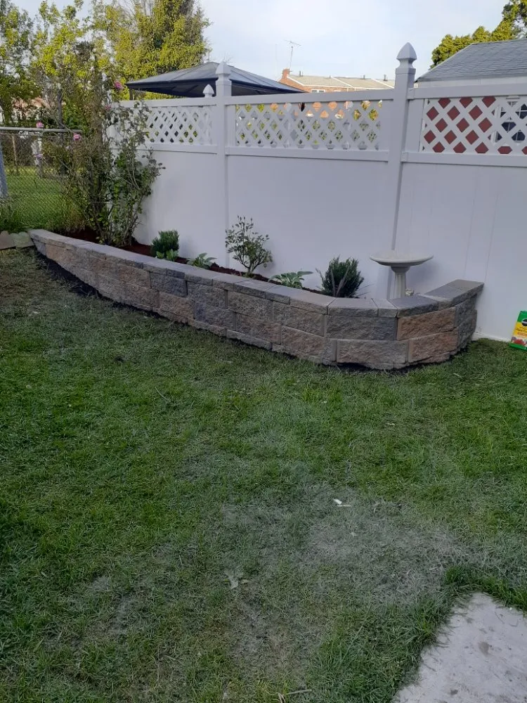 Local residential landscaping experts serving Pennsville, NJ - Oscar's Powerwashing