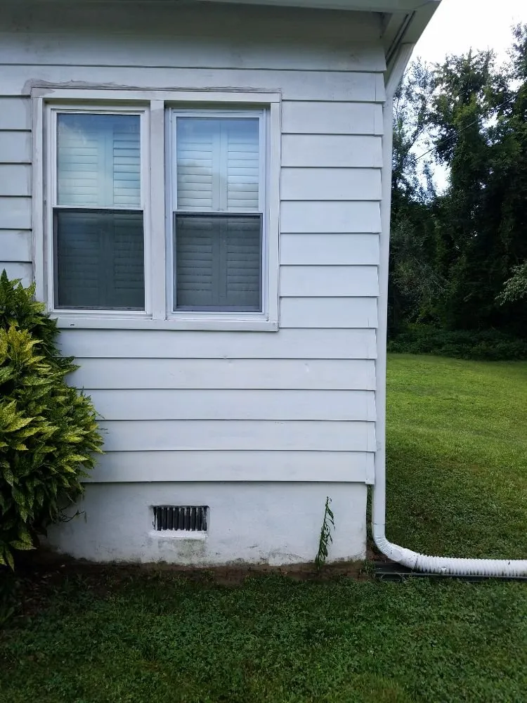 Expert lawn mowing service for beautiful yards in Pennsville, NJ by Oscar's Powerwashing