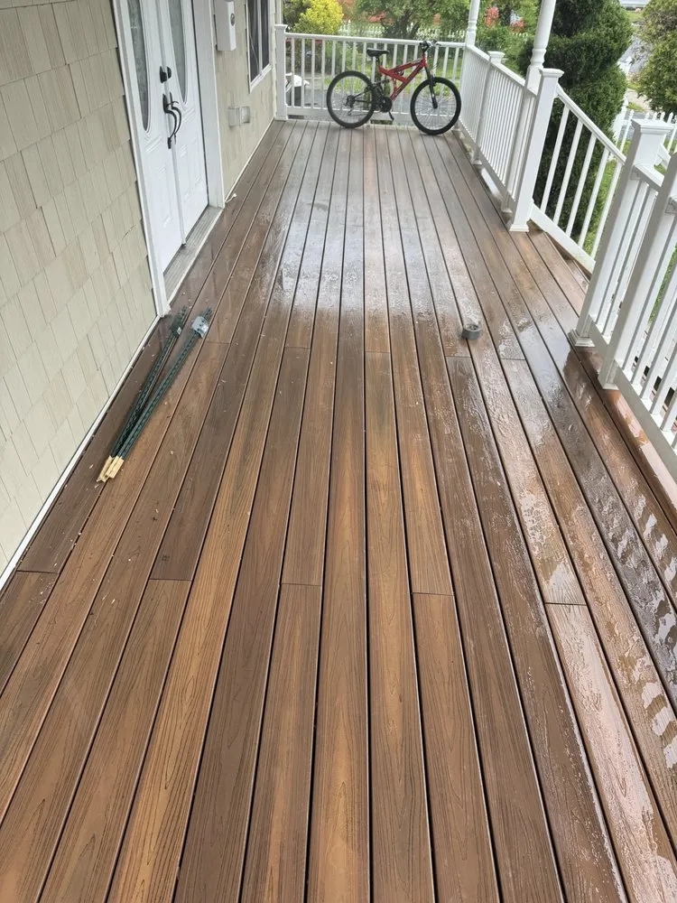 Expert yard maintenance in Freehold, NJ - Oscar’s Pressure Washing & More