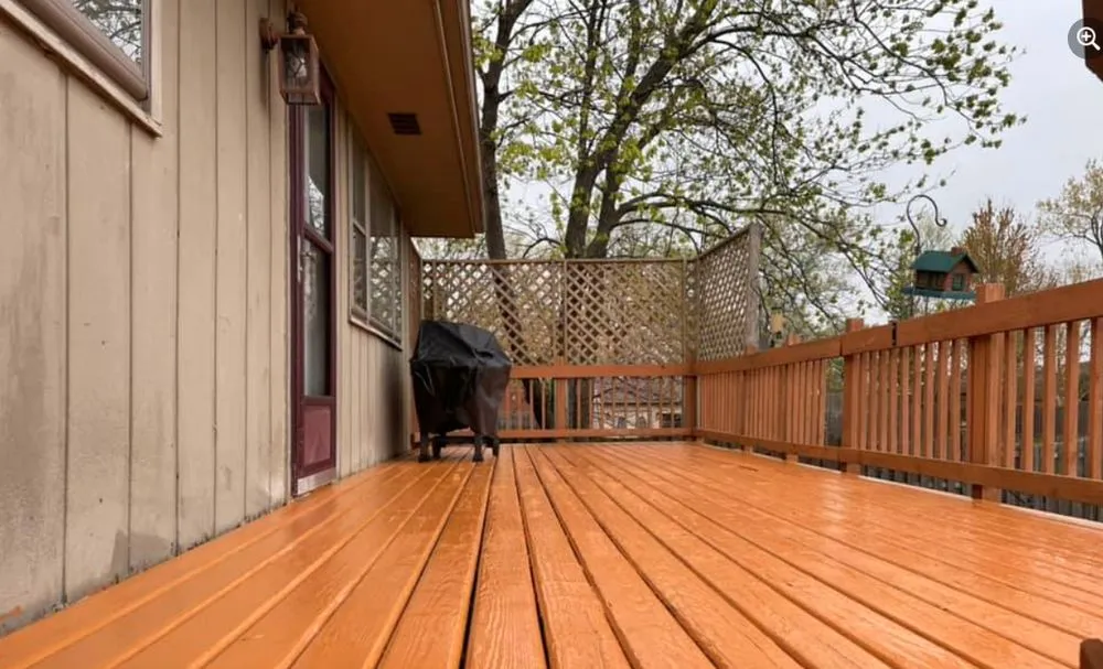 Professional landscaping services experts serving Chicago, IL - Oscar's Window Cleaning