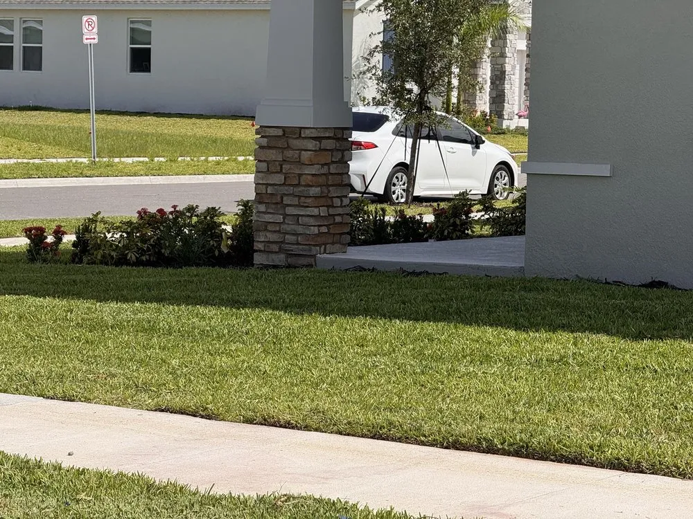 Trusted lawn care service experts serving Kissimmee, FL - Osceola Finest Lawn Care