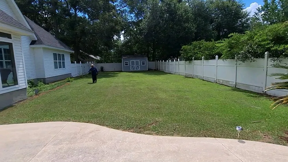 Trusted lawn mowing service in Adel, GA - Oshis Lawn Care