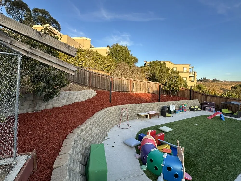 Custom garden landscaping for beautiful yards in Vallejo, CA by Osme Landscaping