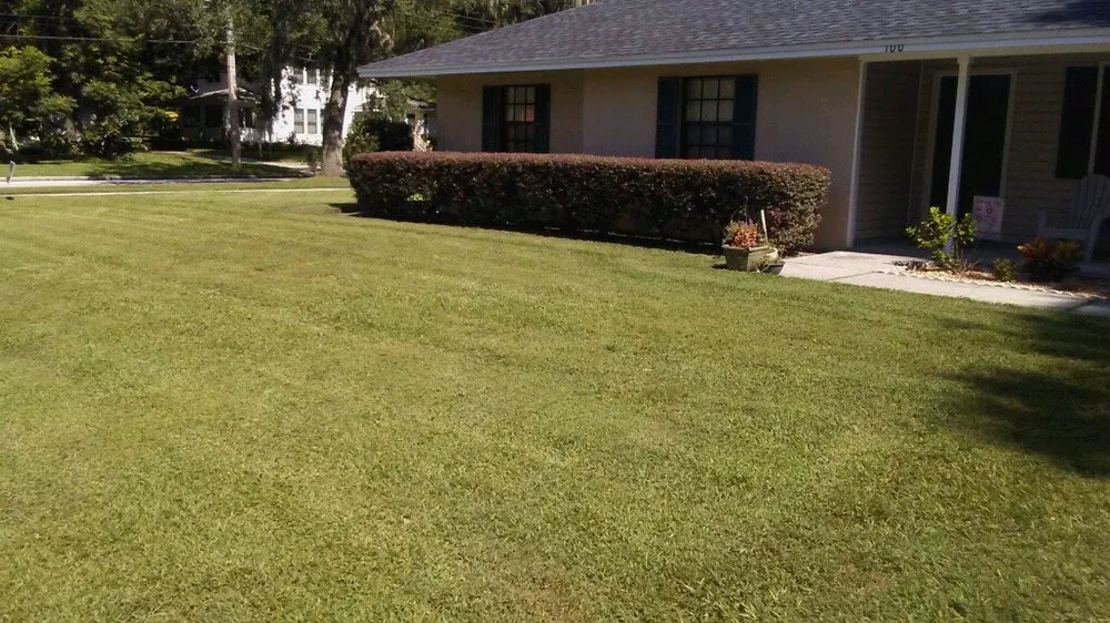 Trusted lawn mowing service for homes across Bartow, FL - Osofla Fencing and Landscaping