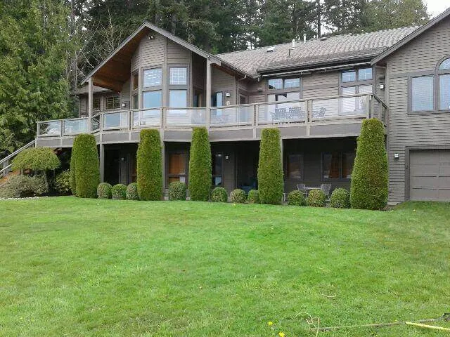 Trusted lawn care service in Bellingham, WA by Osorio Contract Services