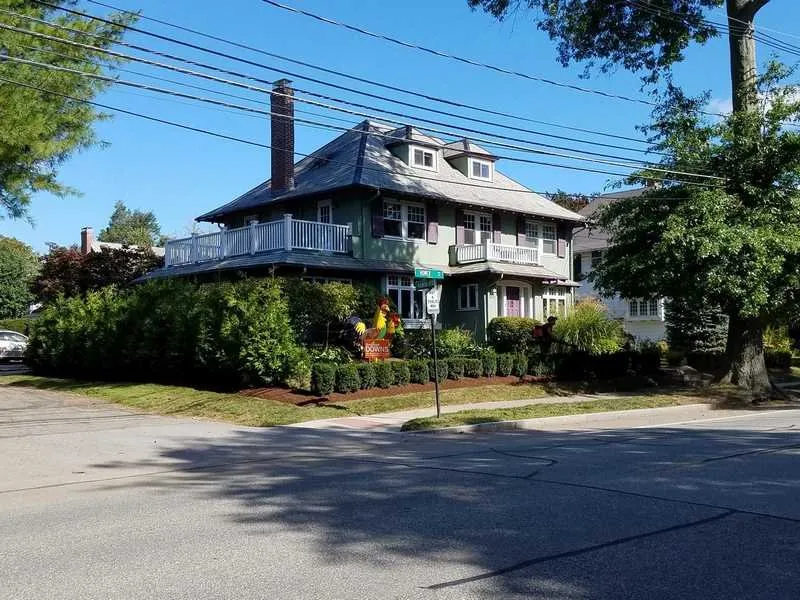 Professional lawn care service near you in Waltham, MA by Osorio Landscaping & Tree Service