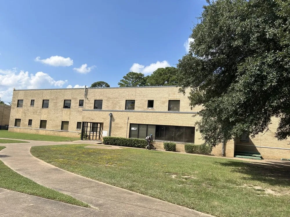 Top-rated lawn mowing service experts serving Longview, TX - Osorios Lawn Care