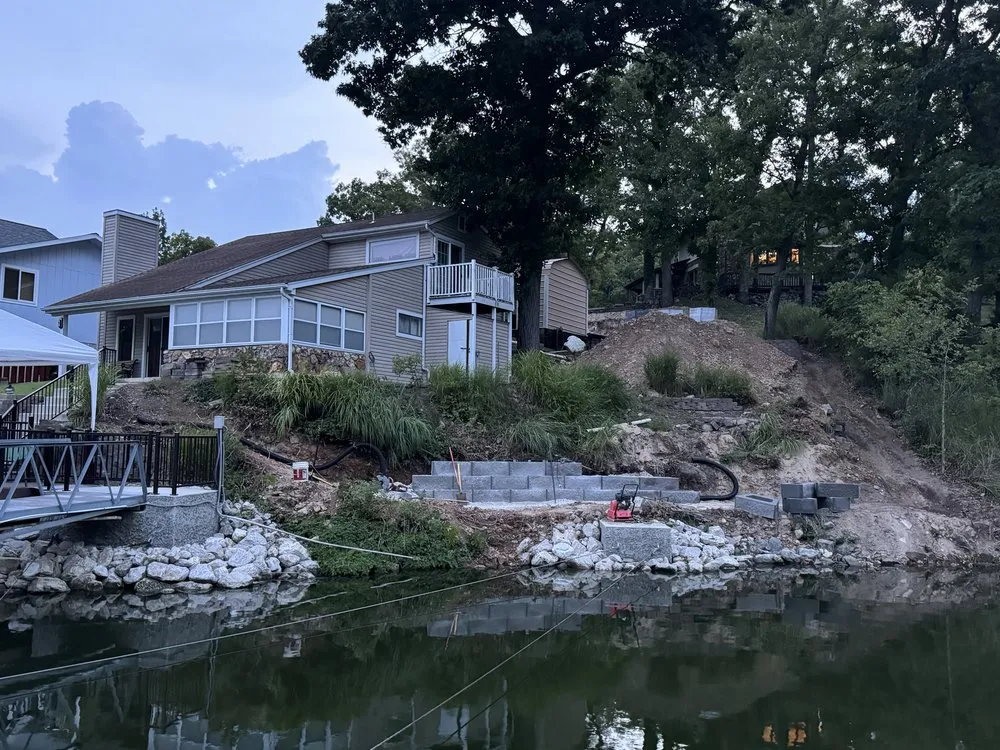 Custom landscape design near you in Lake Ozark, MO by Oso's Landscaping