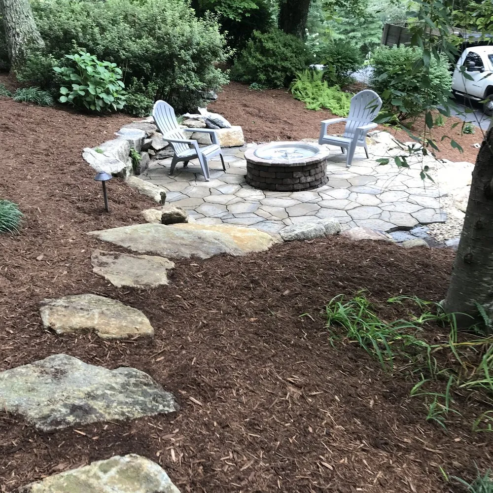 Top-rated lawn mowing service in Fletcher, NC - Osteen Lawn and Landscape