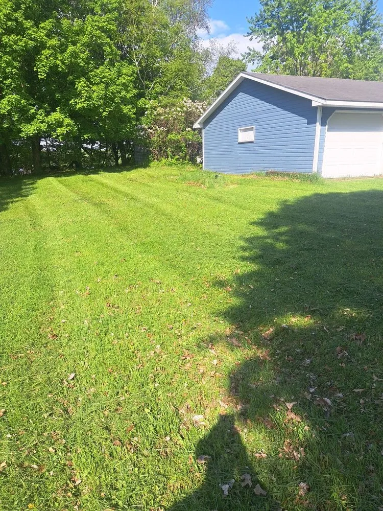 Top-rated lawn mowing service experts serving Detroit Lakes, MN - Osterman Lawn Care