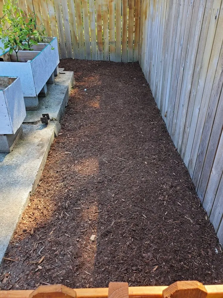 Custom lawn mowing service experts serving Renton, WA - Osvaldos Landscaping