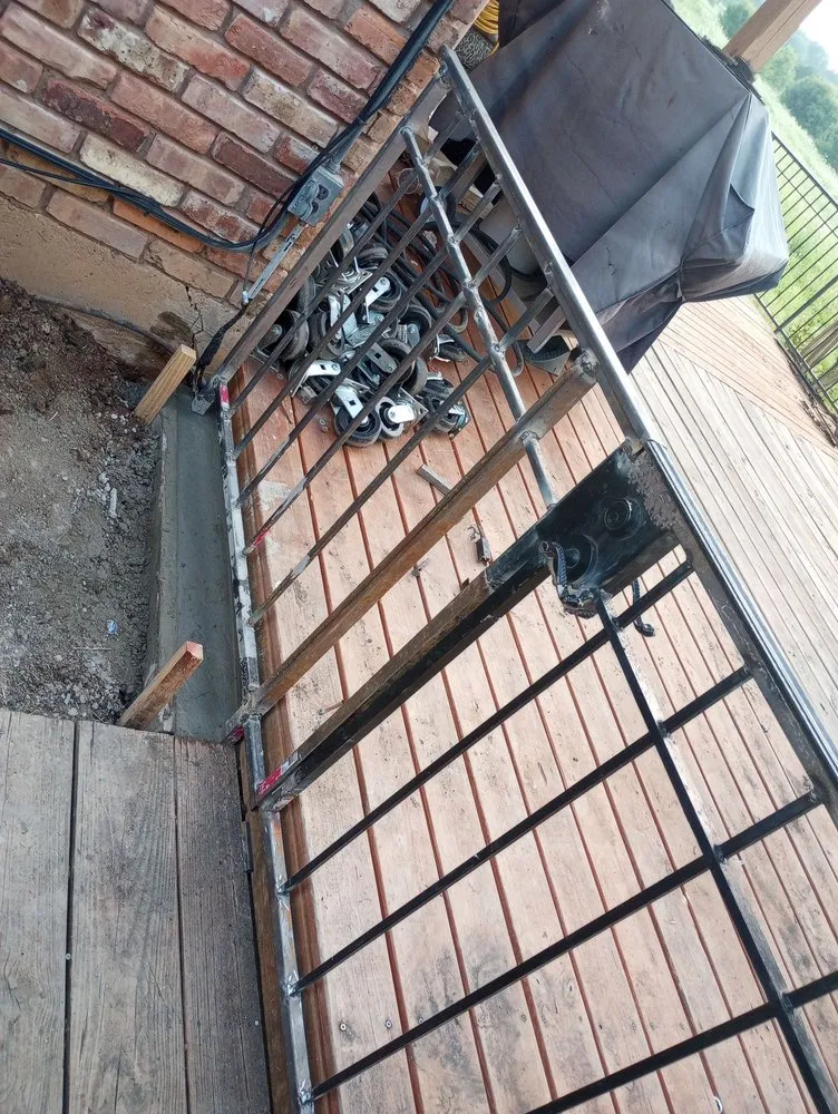 Affordable lawn mowing service in Dallas, TX by Oswaldo Jiron Landscaping Service