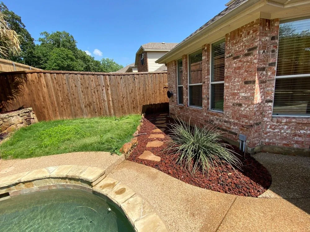 Affordable outdoor landscaping experts serving Dallas, TX - Oswaldo Jiron Landscaping Service