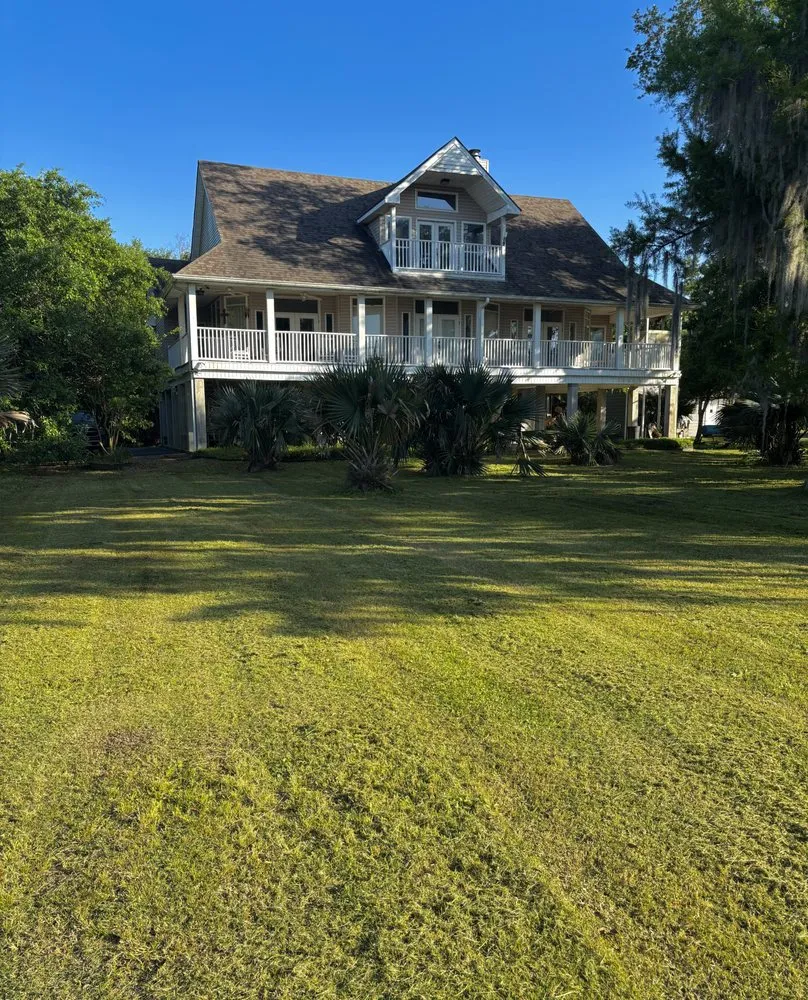 Custom residential landscaping for year-round maintenance across Marrero, LA - Otero Exteriors