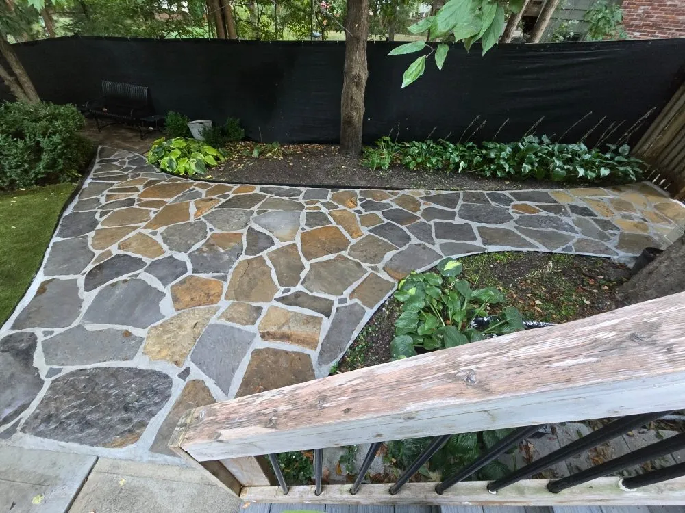 Top-rated lawn mowing service for homes in Overland Park, KS by Otero Landscaping