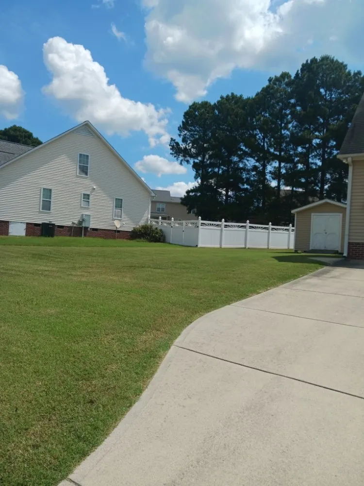 Custom lawn care service in Dunn, NC - Otero's Lawn Care & More