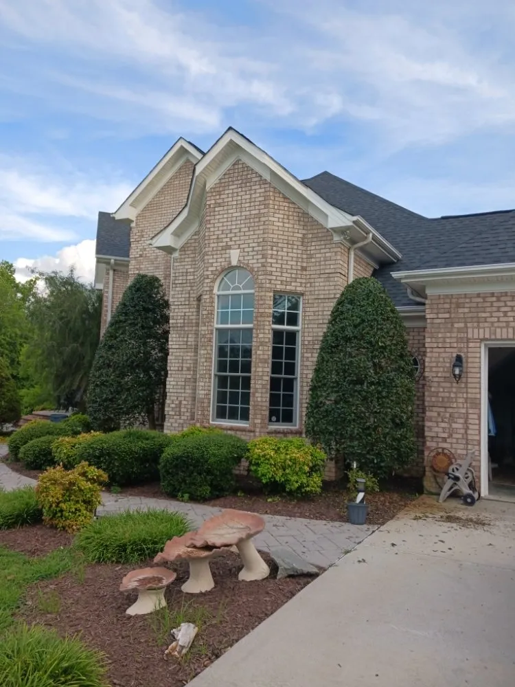 Affordable lawn care service experts serving Dunn, NC - Otero's Lawn Care & More