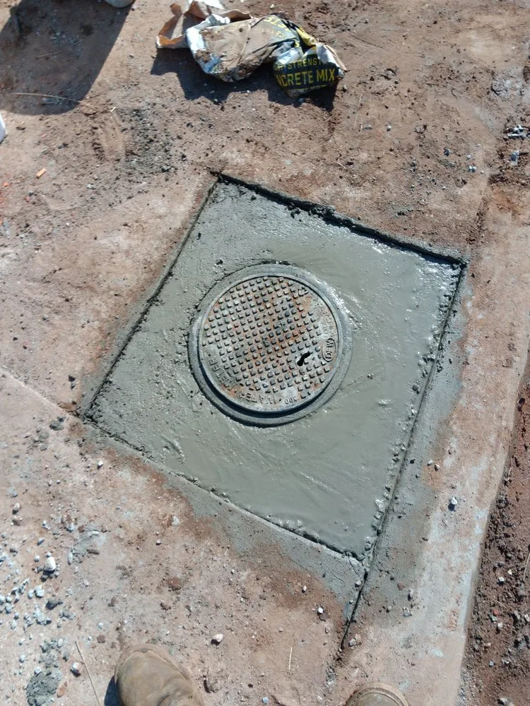 Professional yard cleanup service for homes across Stillwater, OK - Otto Mario Garcia Hernandez