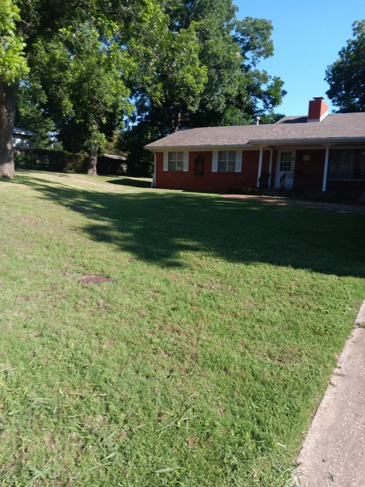 Expert garden landscaping experts serving Stillwater, OK - Otto Mario Garcia Hernandez