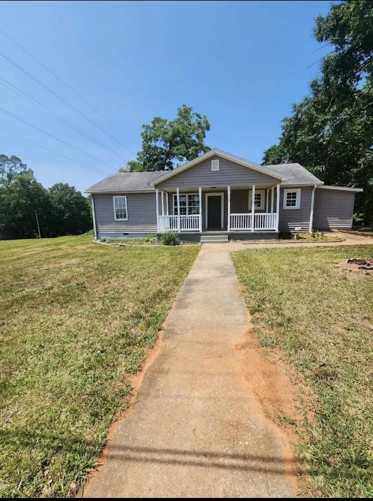 Local garden landscaping near you across Greenville, SC - Otto's Lawncare & Paint