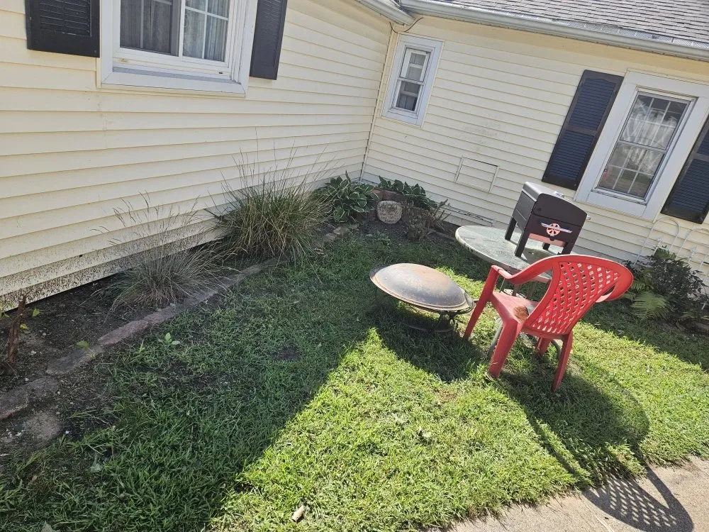 Affordable residential landscaping experts serving Jackson, MI - Oulch & Son's Lawn Care