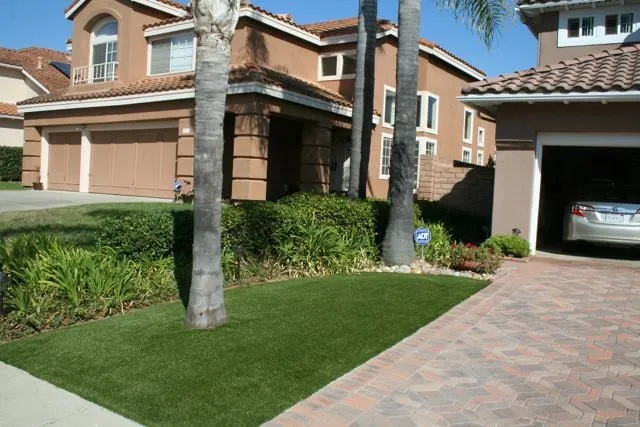 Custom landscaping services experts serving El Cajon, CA - Out-Back Turf Company