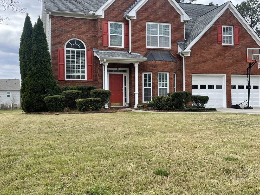 Local lawn mowing service in Monroe, GA - Out Line Landscape