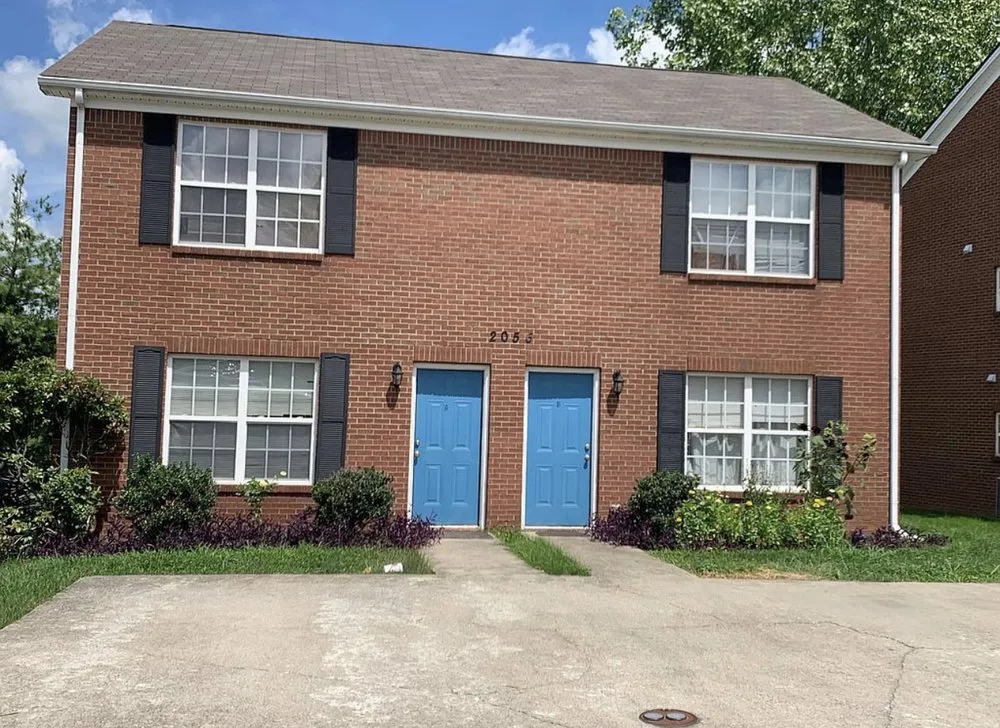 Expert residential landscaping experts serving Lexington-Fayette, KY - Out Serv Landscaping and More