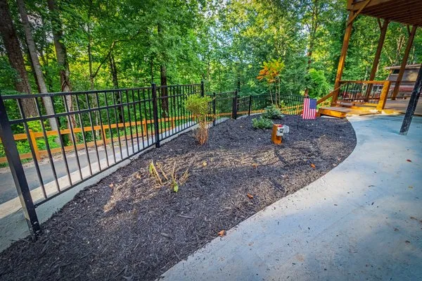 Out The Mud Erosion And Land Development Logo