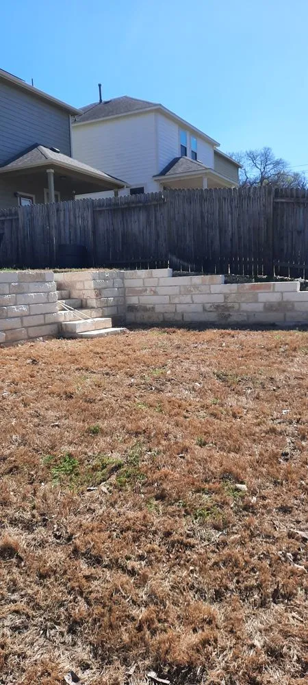 Affordable yard maintenance in Austin, TX - Outdoor Appeal