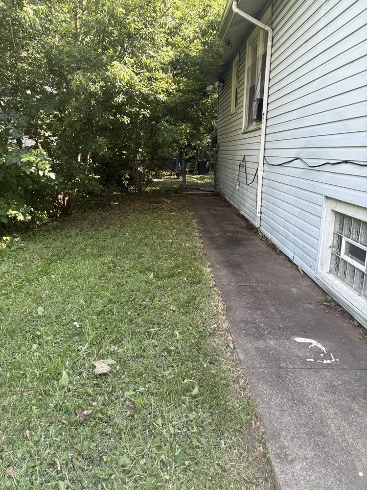 Local outdoor landscaping for beautiful yards in Chicago, IL by OUTDOOR ART LANDSCAPE & CONSTRUCTION