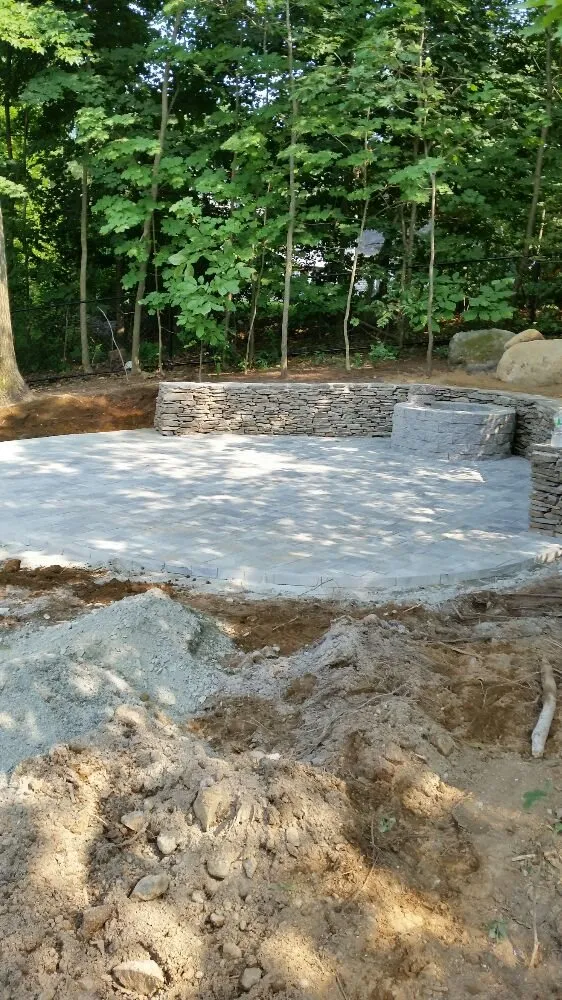 Local lawn mowing service experts serving Woburn, MA - Outdoor Associates