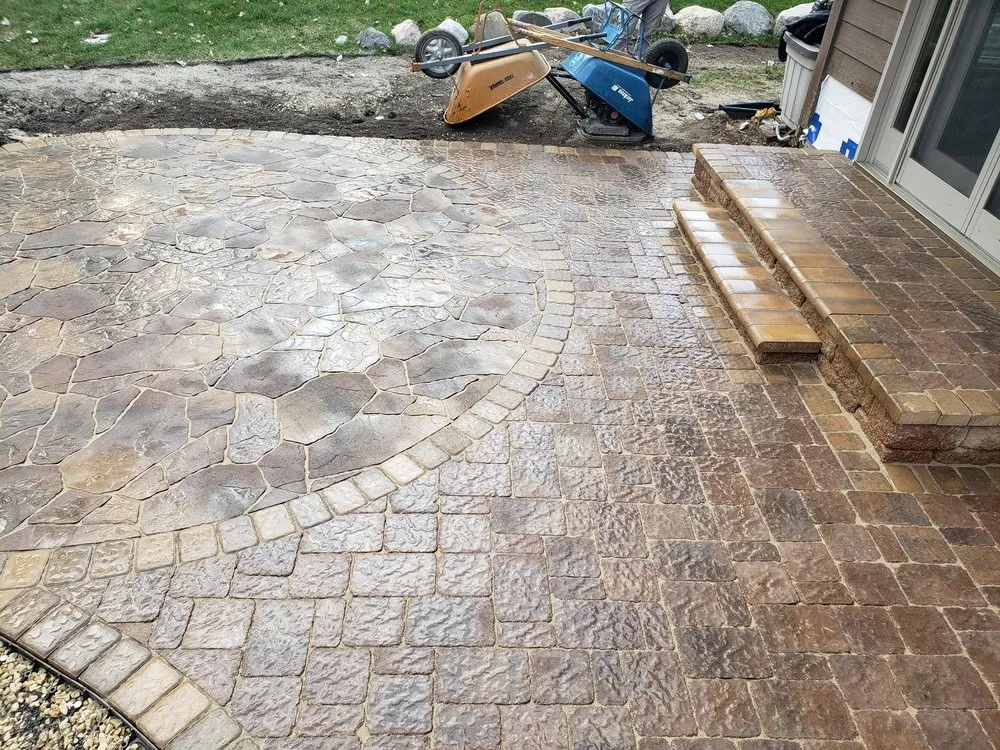 Expert garden landscaping in Rosemount, MN by Outdoor Decor Landscape