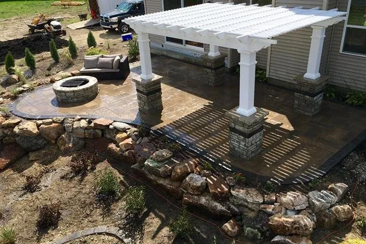 Affordable landscape design in Pesotum, IL by Outdoor Designs Illinois