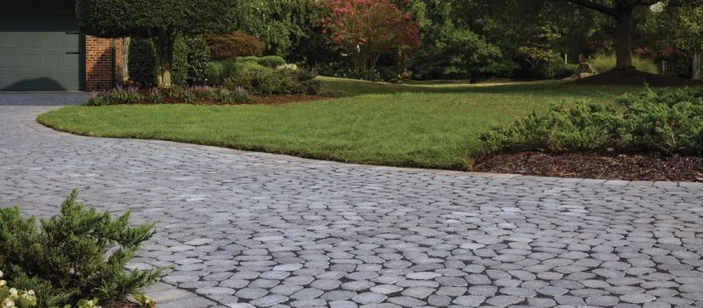 Professional landscaping services experts serving Wenatchee, WA - Outdoor Elements