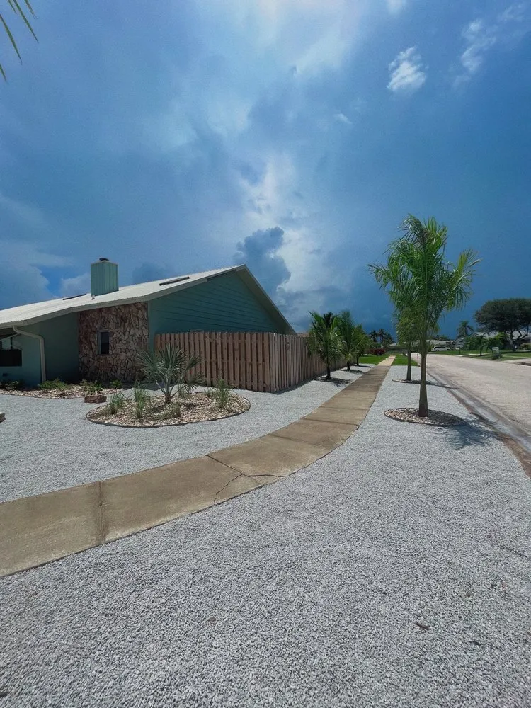 Custom lawn care service in Melbourne, FL - Outdoor Enhancements