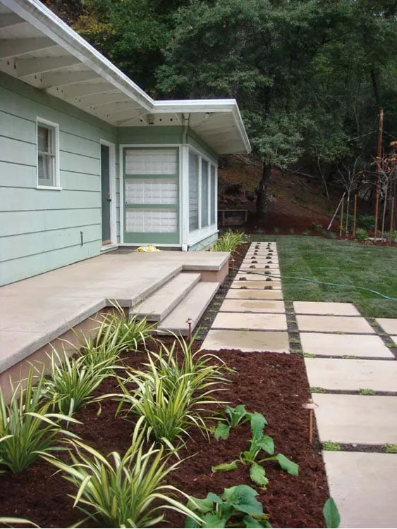Affordable lawn care service experts serving Mill Valley, CA - Outdoor Environments