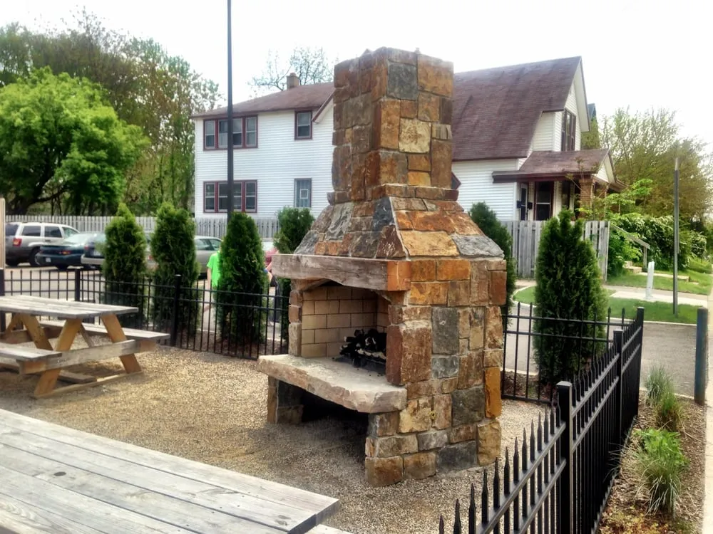 Top-rated residential landscaping in Grand Rapids, MI - Outdoor Essentials