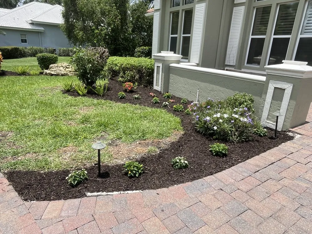 Local residential landscaping experts serving Palmetto, FL - Outdoor Greatest Solutions