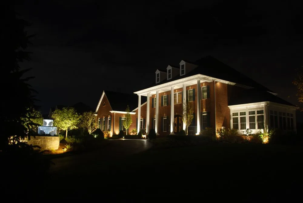 Custom lawn care service in Bethesda, MD - Outdoor Illumination