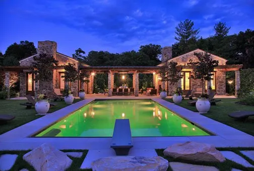 Reliable garden landscaping for residential properties in Bethesda, MD by Outdoor Illumination