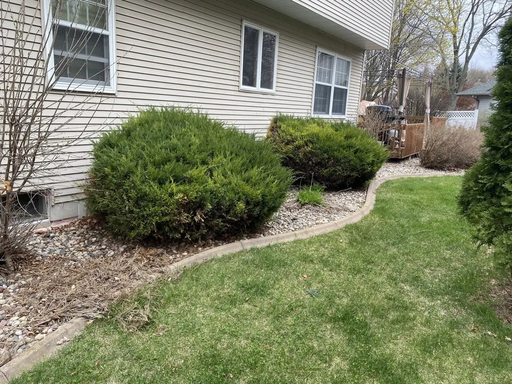 Trusted lawn care service in Neenah, WI - Outdoor Independence