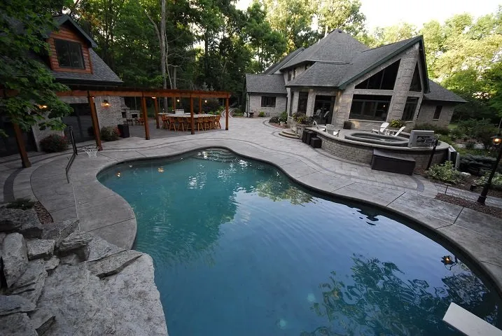 Expert yard maintenance in Appleton, WI by Outdoor Living and Landscapes