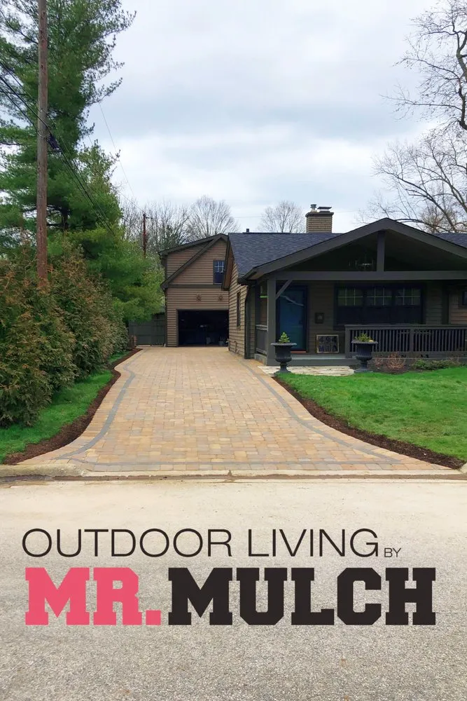 Expert landscape installation experts serving Columbus, OH - Outdoor Living By Mr Mulch