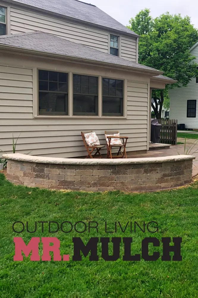 Expert landscape installation experts serving Columbus, OH - Outdoor Living By Mr Mulch